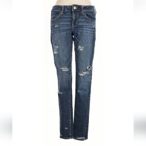 💥Sale💥American Eagle Outfitters Distressed Blue Straight Leg Jeans